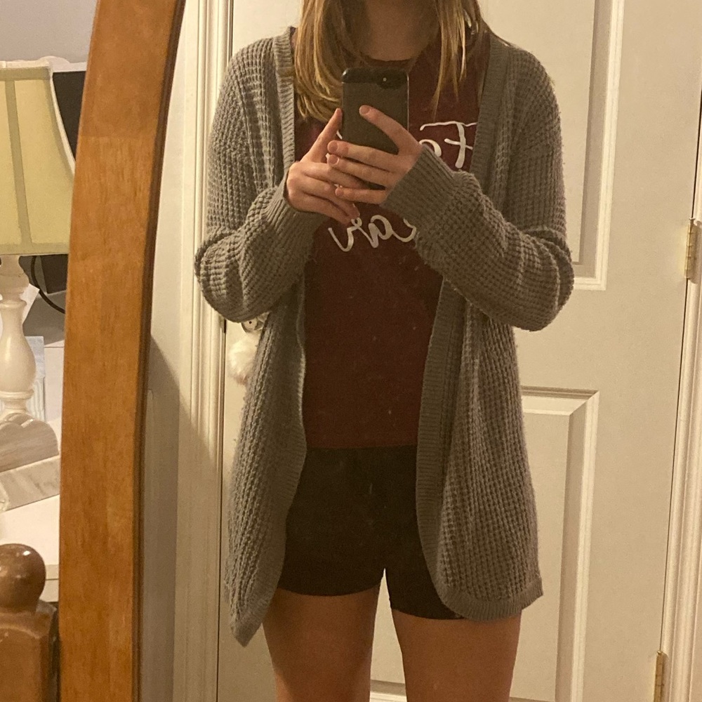 Grey cardigan
